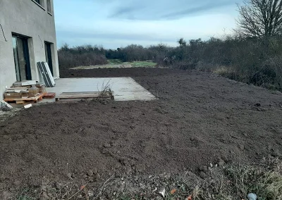 Service de nivellement de terrain et de pose de gazon en rouleau à Terrebonne / Tourbe Lanaudière